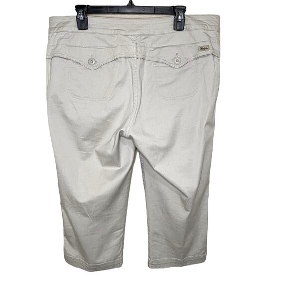 WOOLRICH Tan Capris Cotton/Spandex‎ Front Pockets Size 14 Petite - Picture 2 of 11
